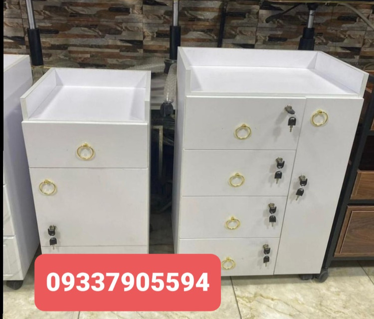 ترولی آرایشگاهی چوبی نوار طلایی چهارکشو یه کمد مشکی سفید ارسال به سراسر ایران
